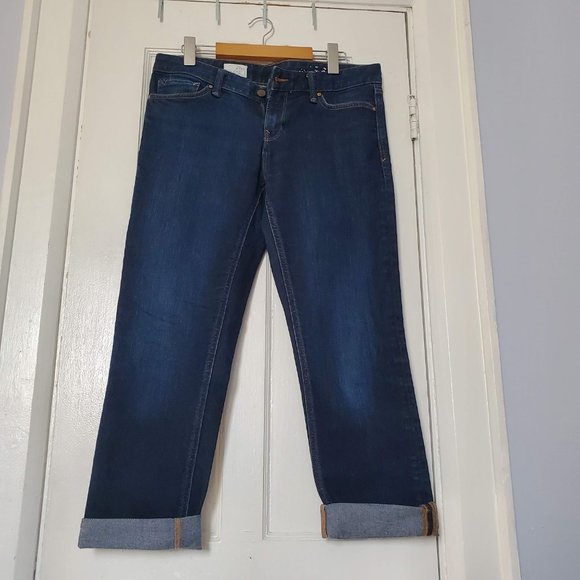 GAP | Denim Mid -Rise Straight Leg Jeans - Picture 7 of 8